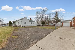 15887 Beech Daly, Bedford, MI 48239 - Photo 21