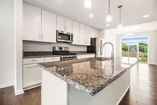 2719 Bristol Rdg Dr, Ann Arbor, MI 48105 - Photo 11