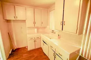 17199 Meyers Rd, Detroit, MI 48235 - Photo 7