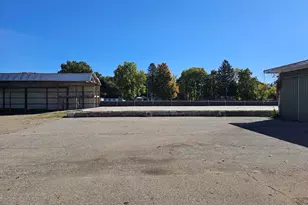 312 E Sherwood St, Decatur, MI 49045 - Photo 5