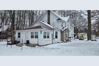 218 N Baldwin Street, Whitehall, MI 49461 - Photo 3