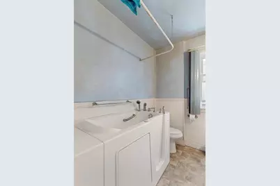 7743 E Canfield Street, Detroit, MI 48214 - Photo 29