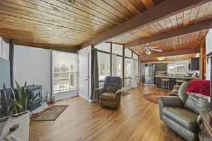 261 Somerset Dr, Brooklyn, MI 49230 - Photo 9