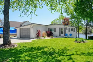 261 Somerset Dr, Brooklyn, MI 49230 - Photo 1