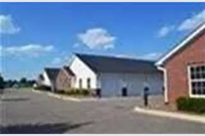 1045 E Summerfield Glen Glen #56, Ann Arbor, MI 48103 - Photo 13