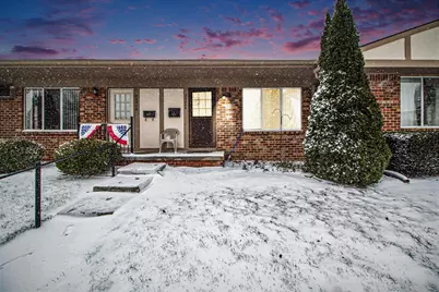 25204 Franklin Terrace #6, South Lyon, MI 48178 - Photo 1