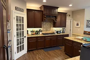 49650 Warren Rd, Canton, MI 48187 - Photo 17