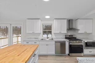 2226 53rd St, Fennville, MI 49408 - Photo 9