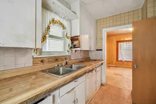 869 Lincoln Ave, Lincoln Park, MI 48146 - Photo 11