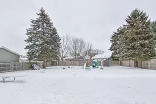 102 Pillsbury Ave, Coldwater, MI 49036 - Photo 3