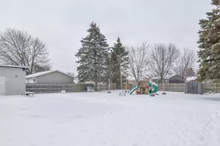 102 Pillsbury Ave, Coldwater, MI 49036 - Photo 35