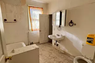 309 High St, Benton Harbor, MI 49022 - Photo 11