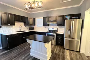 311 W Murray Ave, White Pigeon, MI 49099 - Photo 5