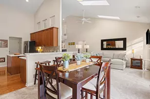 5567 Gallery Park Dr, Ann Arbor, MI 48103 - Photo 11