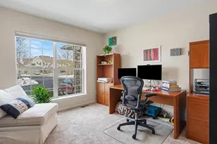 5567 Gallery Park Dr, Ann Arbor, MI 48103 - Photo 7