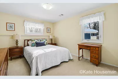 1921 Camille Drive SE, Grand Rapids, MI 49546 - Photo 25