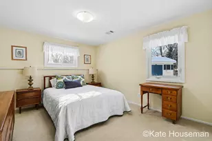 1921 Camille Dr SE, Grand Rapids, MI 49546 - Photo 25