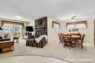 1921 Camille Dr SE, Grand Rapids, MI 49546 - Photo 13