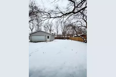 520 W 1st Street, Charlotte, MI 48813 - Photo 3