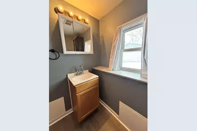520 W 1st Street, Charlotte, MI 48813 - Photo 13