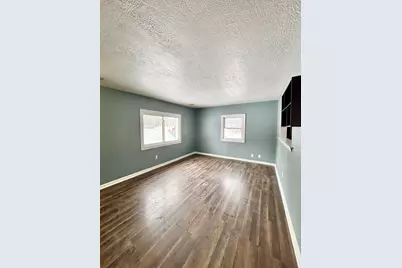 520 W 1st Street, Charlotte, MI 48813 - Photo 7