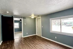 520 W 1st St, Charlotte, MI 48813 - Photo 5