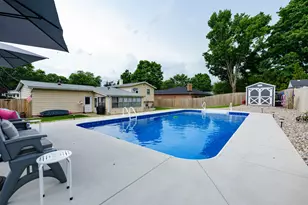 767 Cambridge Dr, Battle Creek, MI 49015 - Photo 35