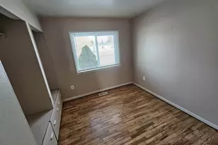 28339 Leroy St, Romulus, MI 48174 - Photo 11