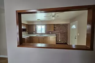 28339 Leroy St, Romulus, MI 48174 - Photo 5