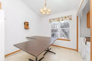 6105 Fairgrove St, Kalamazoo, MI 49009 - Photo 29