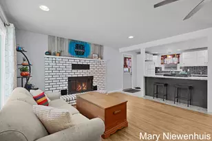 174 Brandywyne Dr NW, Comstock Park, MI 49321 - Photo 9