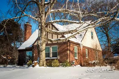 2450 Oakwood Avenue NE, Grand Rapids, MI 49505 - Photo 3