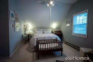 2450 Oakwood Ave NE, Grand Rapids, MI 49505 - Photo 31