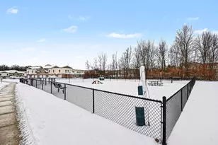 6042 E Fieldstone Hills Dr SE, Caledonia, MI 49316 - Photo 27