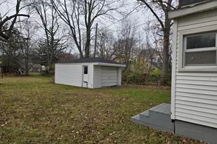 25438 4th St, Grosse Ile, MI 48138 - Photo 23