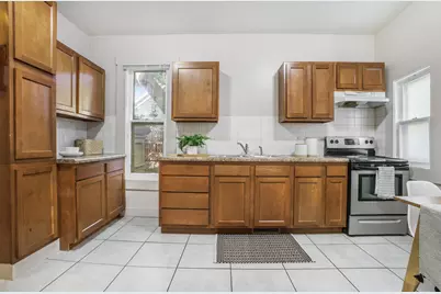311 Robey Place SE, Grand Rapids, MI 49506 - Photo 3