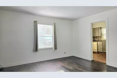 2426 Midday Street, Jackson, MI 49203 - Photo 7