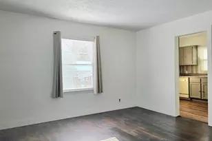 2426 Midday St, Jackson, MI 49203 - Photo 7