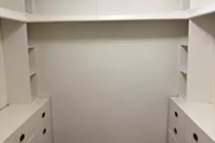 1887 Fleetwood Dr, Troy, MI 48098 - Photo 11