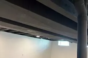 1887 Fleetwood Dr, Troy, MI 48098 - Photo 25