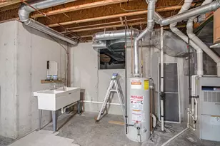 9131 N 42nd St, Hickory Corners, MI 49060 - Photo 25