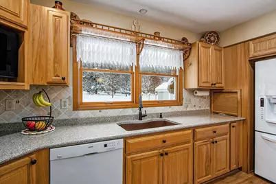 9131 N 42nd Street, Hickory Corners, MI 49060 - Photo 7