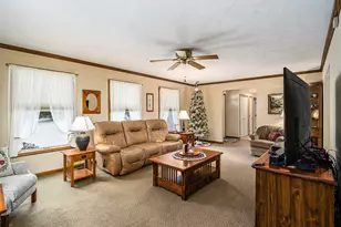 9131 N 42nd St, Hickory Corners, MI 49060 - Photo 3