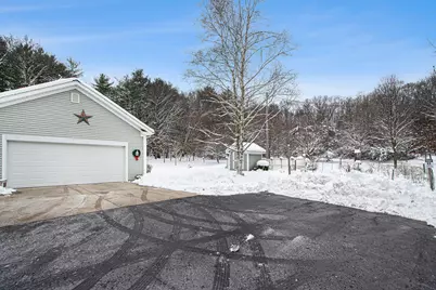 9131 N 42nd Street, Hickory Corners, MI 49060 - Photo 29