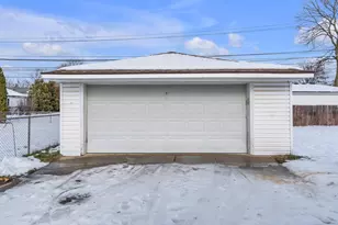 35940 Parkdale St, Livonia, MI 48150 - Photo 35