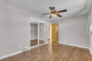 35940 Parkdale St, Livonia, MI 48150 - Photo 19