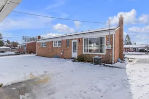 35940 Parkdale St, Livonia, MI 48150 - Photo 33