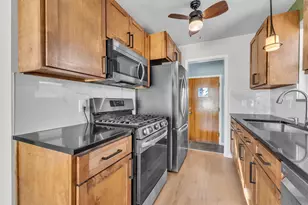 35940 Parkdale St, Livonia, MI 48150 - Photo 11