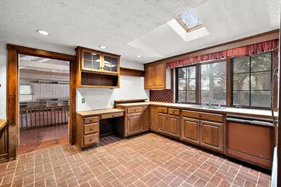 735 Renshaw Avenue, Clawson, MI 48017 - Photo 15