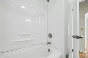 1199 Monroe St, Benton Harbor, MI 49022 - Photo 17